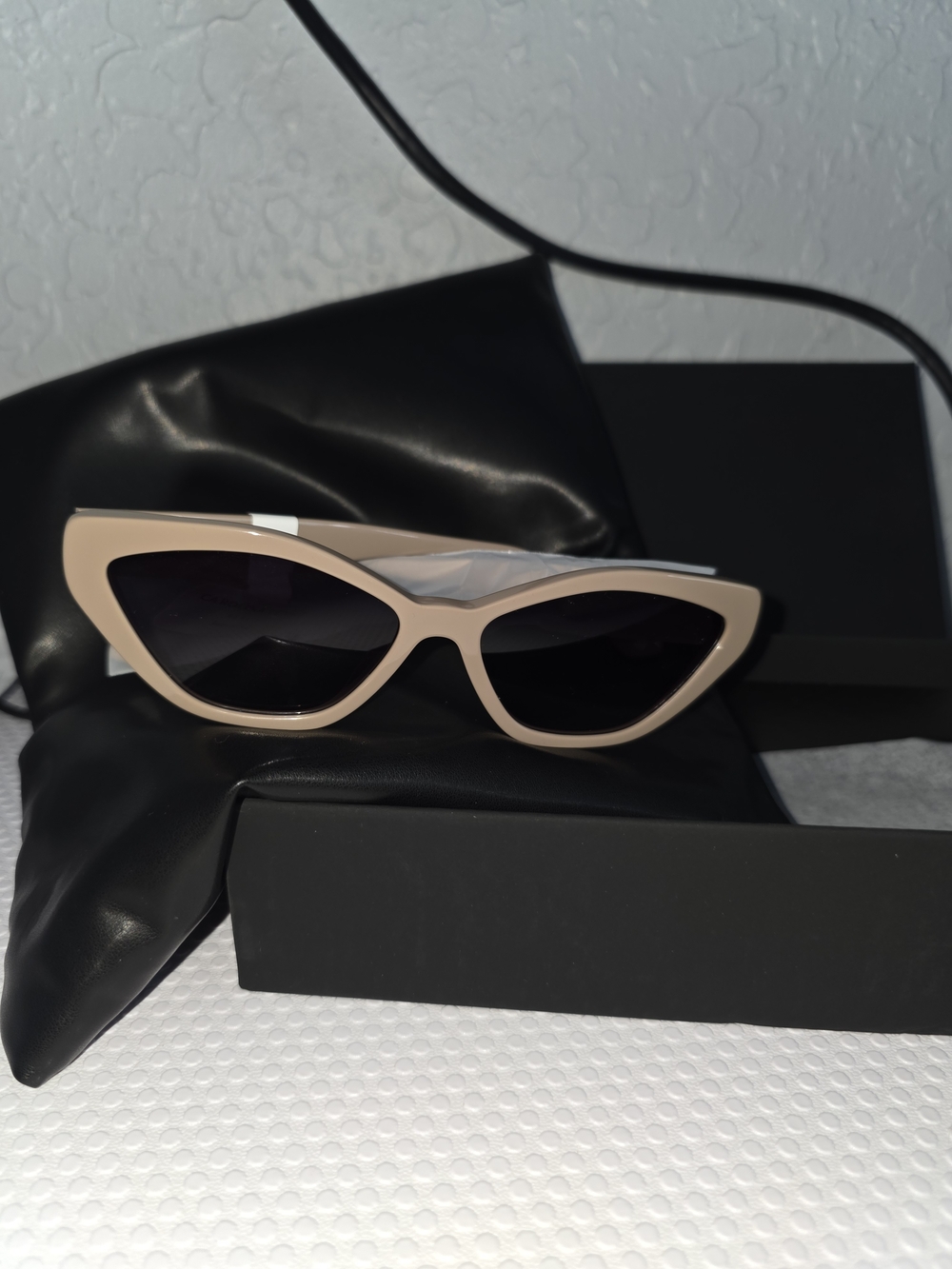 Women's Cat-Eye Sunglasses in Nude Beige